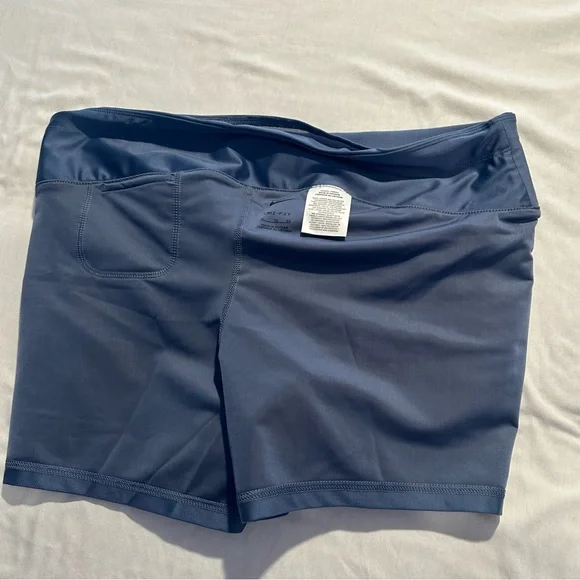Nike Dri-Fit Shorts Women’s Size XL - Picture 5 of 7